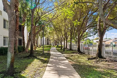 6821 SW 44th St #101, Miami, FL 33155 - Photo 17