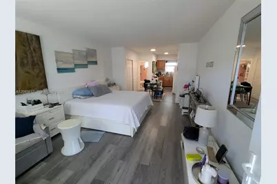 158 Ocean Dr #203, Miami Beach, FL 33139 - Photo 1