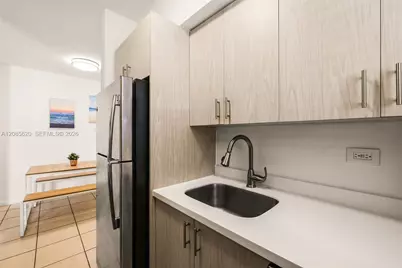 7340 Harding Ave #9, Miami Beach, FL 33141 - Photo 13