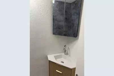 2424 SW 21st Ter #0, Miami, FL 33145 - Photo 9