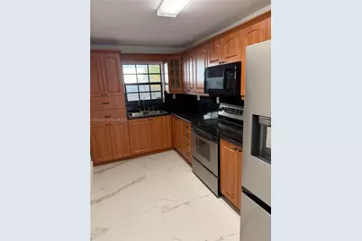 2424 SW 21st Ter #0, Miami, FL 33145 - Photo 3