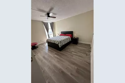 210 172nd St #426, Sunny Isles Beach, FL 33160 - Photo 9