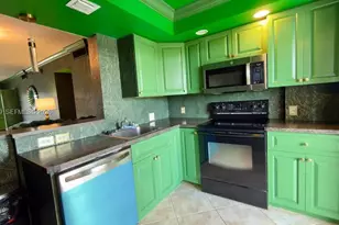 3150 N Palm Aire Dr, Pompano Beach, FL 33069 - Photo 9