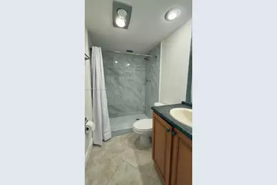 3150 N Palm Aire Dr #503, Pompano Beach, FL 33069 - Photo 17