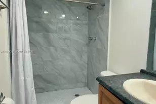 3150 N Palm Aire Dr, Pompano Beach, FL 33069 - Photo 17