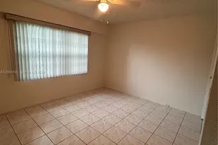 1351 SW 125th Ave, Pembroke Pines, FL 33027 - Photo 15