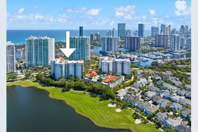 20000 E Country Club Dr #314, Aventura, FL 33180 - Photo 29