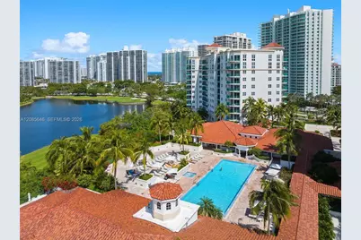 20000 E Country Club Dr #314, Aventura, FL 33180 - Photo 27