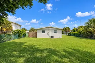 807 Handy Ave, West Palm Beach, FL 33401 - Photo 3