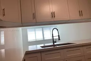 9125 SW 77th Ave, Miami, FL 33156 - Photo 9