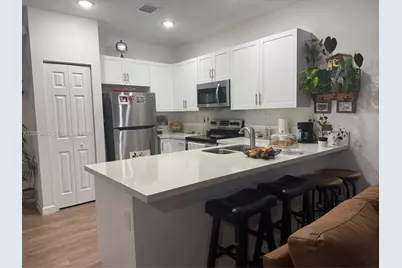 10238 SW 228th Ter, Cutler Bay, FL 33190 - Photo 5