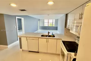 1351 NE Miami Gardens Dr, Miami, FL 33179 - Photo 13