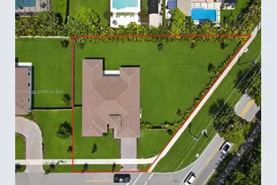 8211 SW 193rd Ter, Cutler Bay, FL 33157 - Photo 3
