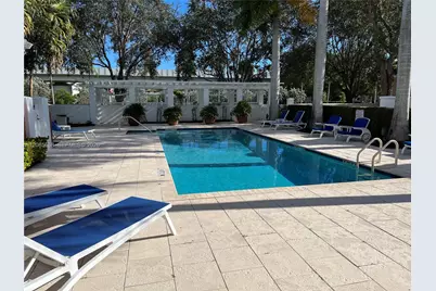 570 Loretto Ave #10, Coral Gables, FL 33146 - Photo 19