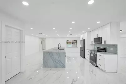 10601 NW 43rd Ct, Coral Springs, FL 33065 - Photo 15