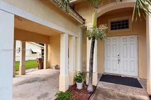 173 SW 3rd Ct, Deerfield Beach, FL 33441 - Photo 3