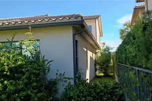 1280 SW 113th Way, Pembroke Pines, FL 33025 - Photo 77