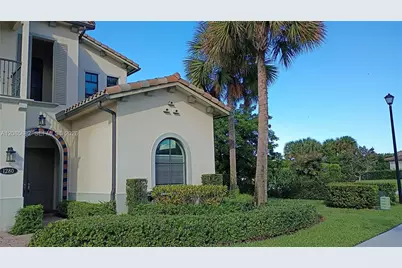 1280 SW 113th Way, Pembroke Pines, FL 33025 - Photo 7