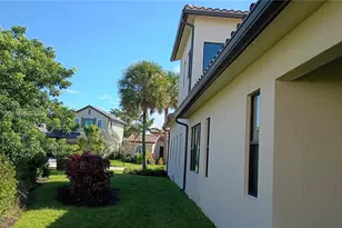 1280 SW 113th Way, Pembroke Pines, FL 33025 - Photo 23