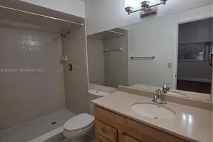 1421 NW 123rd Terrace, Pembroke Pines, FL 33026 - Photo 11