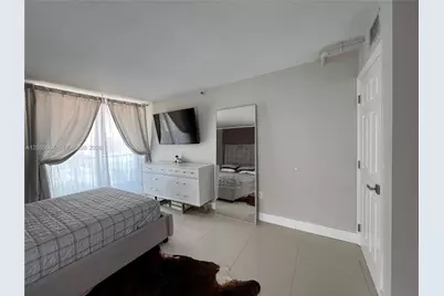 1035 West Ave #404, Miami Beach, FL 33139 - Photo 5