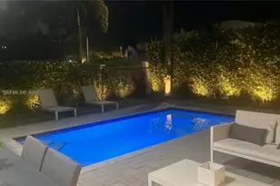 7550 NW 101st Ct, Doral, FL 33178 - Photo 25