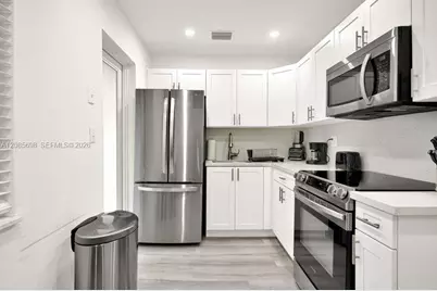 300 NW 82nd Ter #1, Miami, FL 33150 - Photo 7