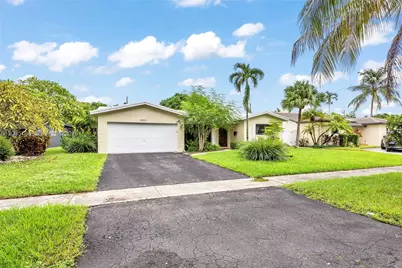 1317 Funston St, Hollywood, FL 33019 - Photo 29