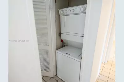 506 NW 87th Ave #212, Miami, FL 33172 - Photo 3