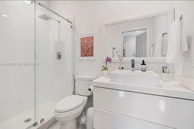 1604 Victoria Pointe Ln, Weston, FL 33327 - Photo 33