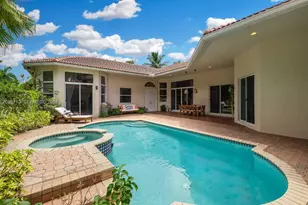 1604 Victoria Pointe Ln, Weston, FL 33327 - Photo 3