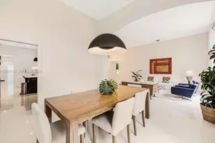 1604 Victoria Pointe Ln, Weston, FL 33327 - Photo 11