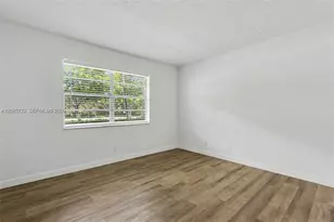 414 SE 10th St, Dania Beach, FL 33004 - Photo 11