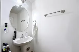 260 NW 109th Ave, Miami, FL 33172 - Photo 13