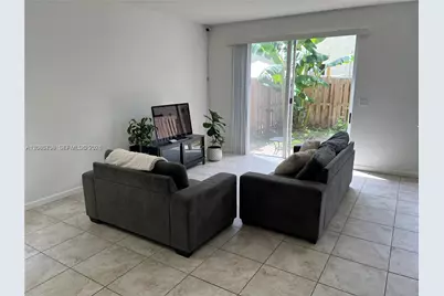 1444 SE 24th Ter, Homestead, FL 33035 - Photo 3