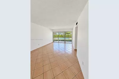520 NE 38th St #11, Miami, FL 33137 - Photo 3