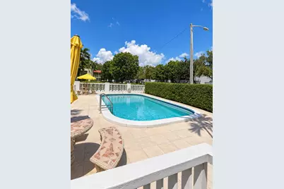 520 NE 38th St #11, Miami, FL 33137 - Photo 13
