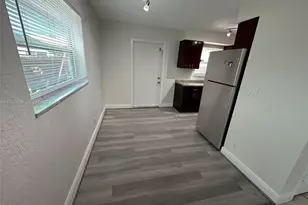 1105 NE 5th Terrace, Fort Lauderdale, FL 33304 - Photo 5