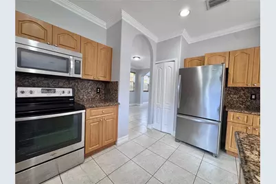 12864 NW 7th St, Miami, FL 33182 - Photo 7