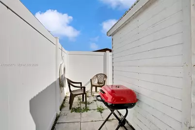 2315 Hope St, Hollywood, FL 33020 - Photo 19
