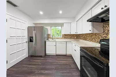 3128 Coconut Grove Dr, Coral Gables, FL 33134 - Photo 9