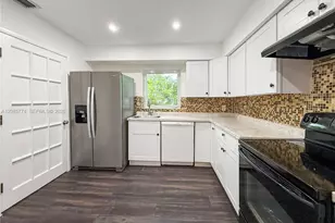 3128 Coconut Grove Dr, Coral Gables, FL 33134 - Photo 9