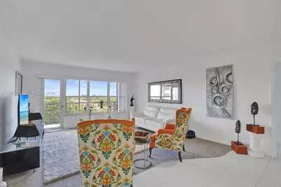 10777 W Sample Rd #718, Coral Springs, FL 33065 - Photo 3