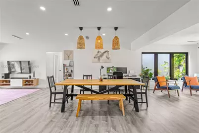 1126 E Hawthorne Cir, Hollywood, FL 33021 - Photo 5