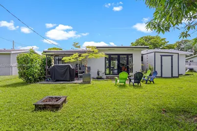 1126 E Hawthorne Cir, Hollywood, FL 33021 - Photo 39