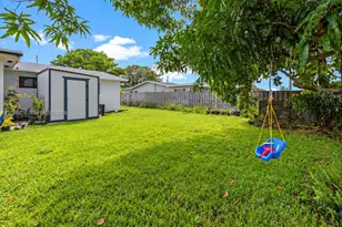 1126 E Hawthorne Cir, Hollywood, FL 33021 - Photo 41