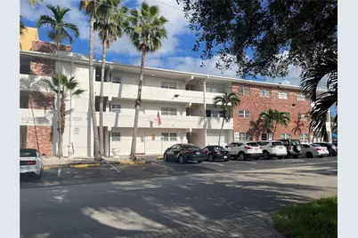 17001 NE 9th Ave #9C, Miami, FL 33162 - Photo 1