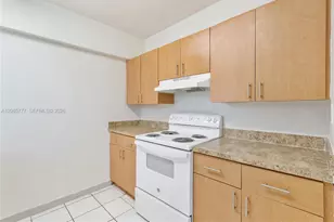 17001 NE 9th Ave, Miami, FL 33162 - Photo 7