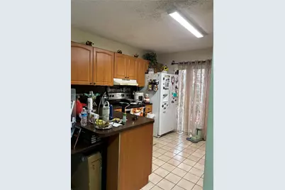 7861 W 29th Way #101, Hialeah, FL 33018 - Photo 3