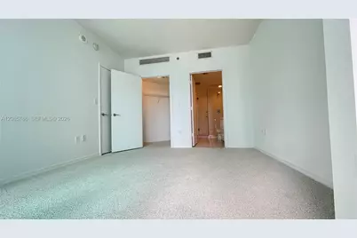 55 SE 6th St #2702, Miami, FL 33131 - Photo 13
